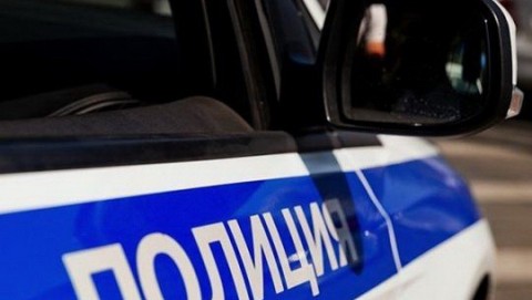 В Калмыкии полицейскими задержаны двое граждан, находившихся в федеральном розыске